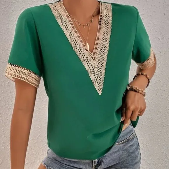 Bohemian  V-neck Lace Solid Minimalist Blouse green - Picture 2 of 5